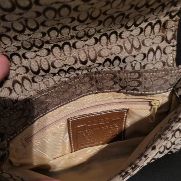 Coach Mini Signature Shoulder Bag - Picture 3 of 5